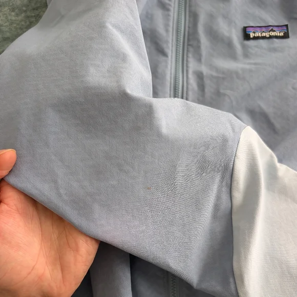 PATAGONIA Women's R1 CrossStrata Jacket - Picture 7 of 8